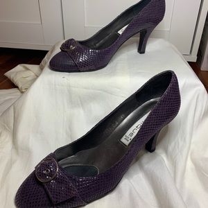 Monique Purple Faux Snakeskin Heels NWOT Size 10